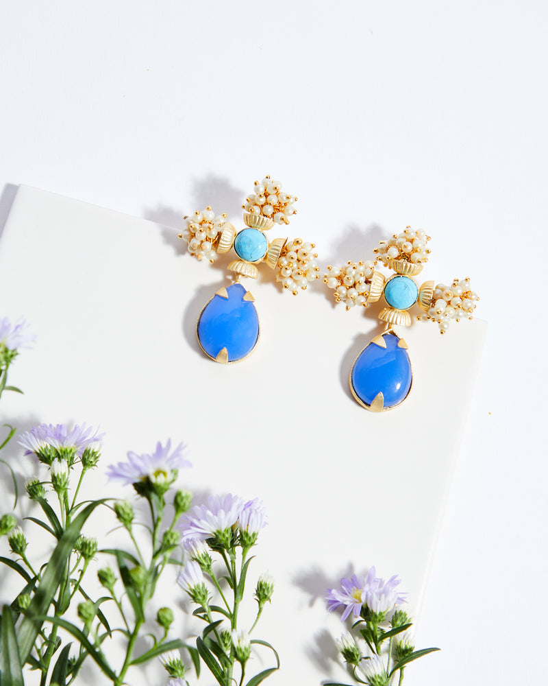 Caviar Perlé Blue Earrings